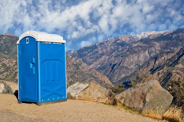 Best Porta potty delivery and setup  in Edgerton, OH